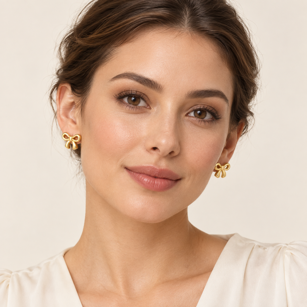 Gold bow stud earrings from Golden Bow jewellery set